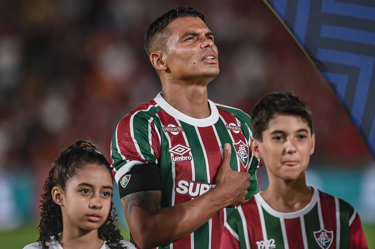 41 yaşında yeni müqavilə - Tiaqo Silva vətəninə qayıtdı