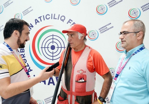 58 yaşlı olimpiya mükafatçısı: “Təəssüf ki, bu vaxta kimi Bakıda olmamışdım”