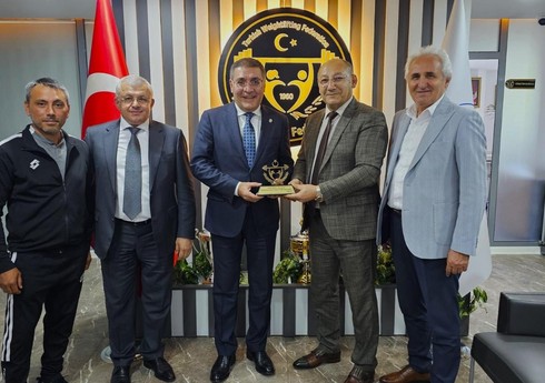 AAF prezidenti türkiyəli həmkarı ilə görüşüb