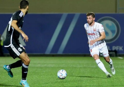 "Araz-Naxçıvan"ın futbolçusu: "Qolları ayın ən yaxşısı olsun deyə vurmuram"