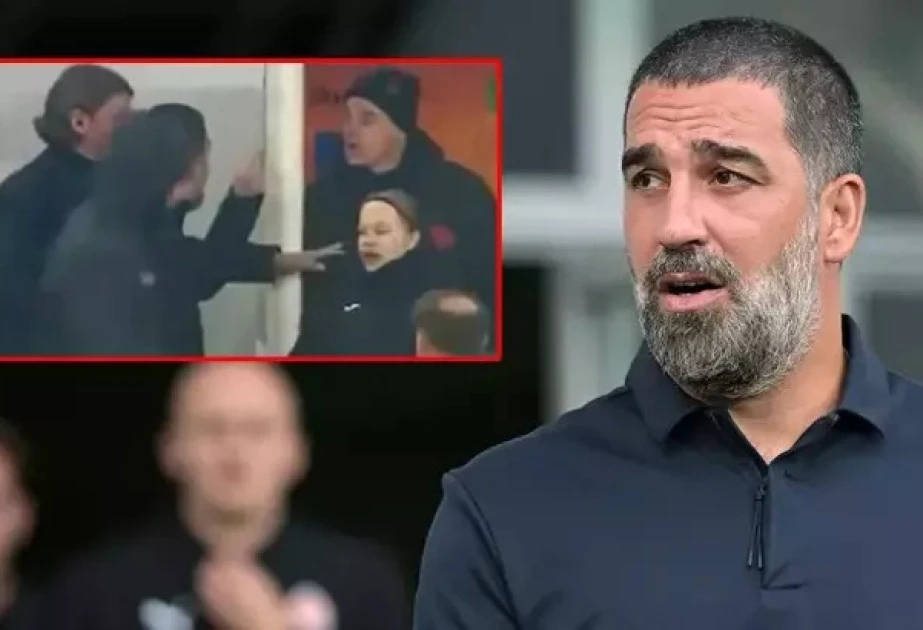 Arda Turan rəqib məşqçiyə hücum çəkdi - VİDEO