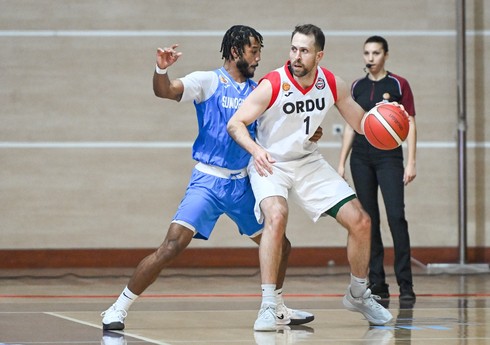 Azərbaycan Basketbol Liqasında "Ordu" "Sumqayıt"a böyük hesabla qalib gəlib