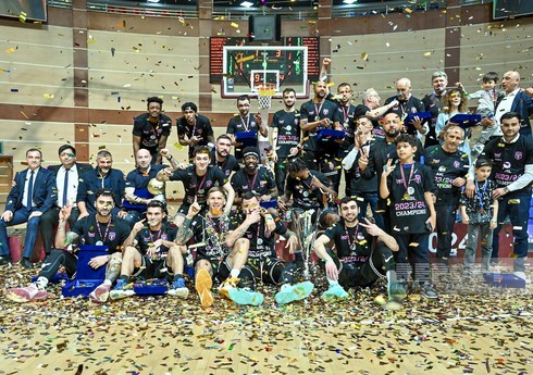 Azərbaycan Basketbol Liqasının qalibi olan "Sabah"a çempionluq kuboku təqdim olunub