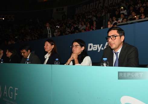 Azərbaycan Gimnastika Federasiyasının təşkilatçılığı ilə yeni il şousu keçirilib