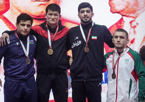 Azərbaycan güləşçisi beynəlxalq turnidə gümüş medal qazanıb
