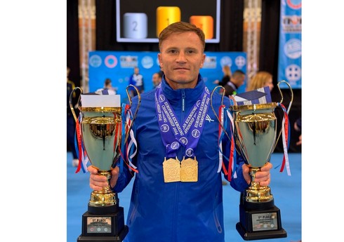 Azərbaycan kikboksçusu Yunanıstanda Avropa çempionatında iki qızıl medal qazanıb