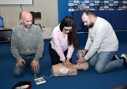 Azərbaycan klublarının tibbi heyəti üçün seminar təşkil olunub