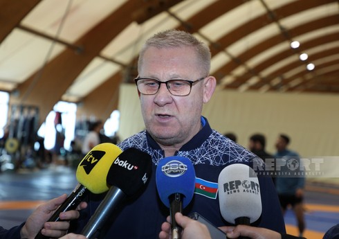 Azərbaycan millisinin baş məşqçisi: “İnsan fiziki zəif olanda yox, psixoloji hazır olmayanda uduzur”