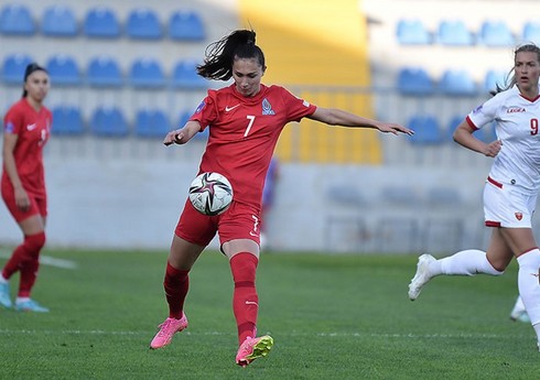 Azərbaycan millisinin futbolçusu: Xallar əldə etmək üçün vuruşacağıq