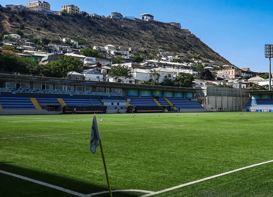 Azərbaycanda bir neçə stadion təmirə bağlanacaq