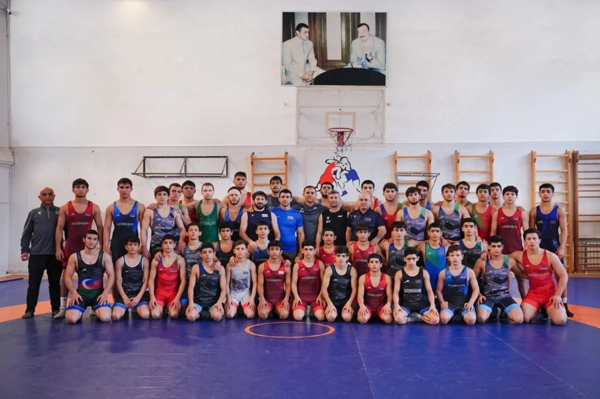 Azərbaycanın yunan-Roma güləşi üzrə U-17 millisinin açıq məşqi keçirilib