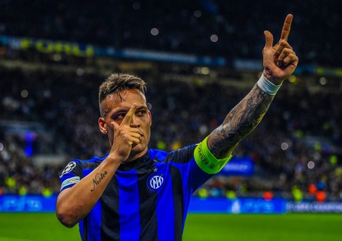 "Barselona" Levandovskinin yerinə argentinalı hücumçunu transfer etmək istəyir