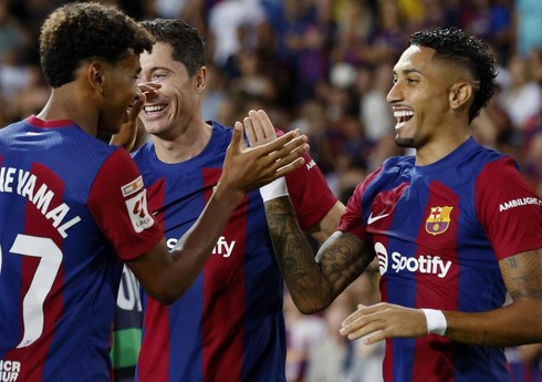 “Barselona”nın futbolçuları tarixə düşüblər