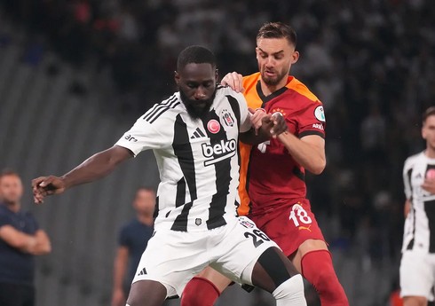 “Beşiktaş” “Qalatasaray”ı darmadağın edərək Türkiyə Superkubokunun qalibi olub