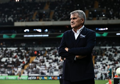 “Beşiktaş”ın baş məşqçisi istefa verib