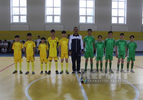 Biləsuvarda kəndlərdə futbolun inkişafına dəstək məqsədilə görüş keçirilib