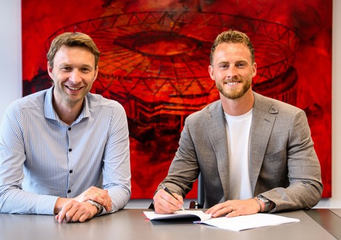 Bundesliqa klubu Niderland millisinin qapıçısını transfer etdiyini açıqlayıb