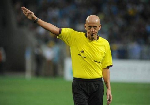 Bütün dövrlərin ən yaxşı futbol hakimləri açıqlanıb