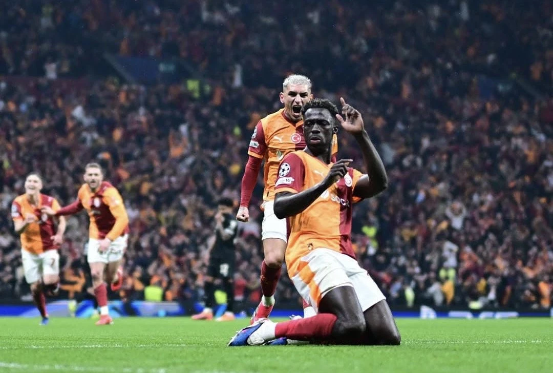 ÇL: İstanbulda tarixi gecə: "Qalatasaray"dan 5 qol - YENİLƏNİB