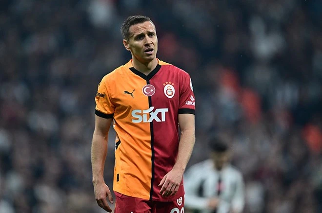 Derbidə gözdən düşdü – “Qalatasaray” göndərmək istəyir