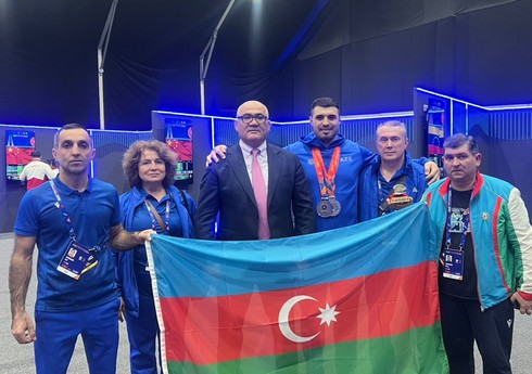 Dünya çempionatı: Azərbaycan ağırlıqqaldıranı gümüş medal qazanıb