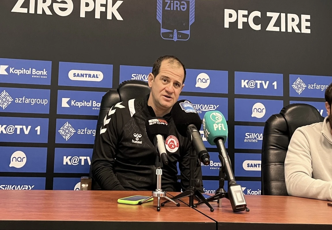 Elmar Baxşıyev: “Futbolçularımı təbrik edirəm”