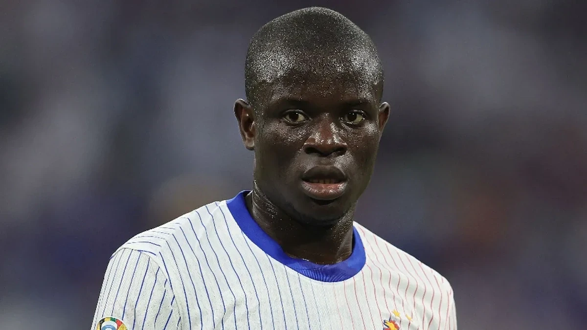 “Fənərbaxça”dan Kante bombası: Danışıqlar başladı