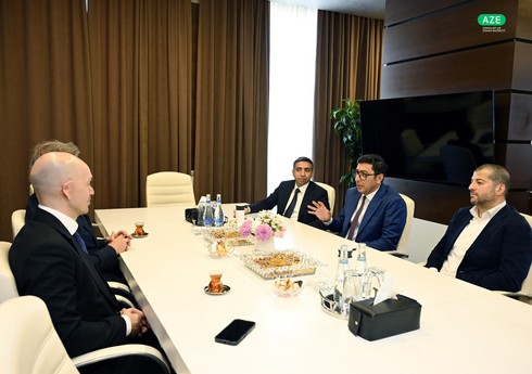 Fərid Qayıbov Avropa Üzgüçülük Federasiyasının prezidenti ilə görüşüb