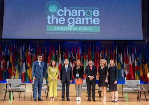 Fərid Qayıbov Parisdə idman nazirlərinin "Change the Games" beynəlxalq forumunda iştirak edib