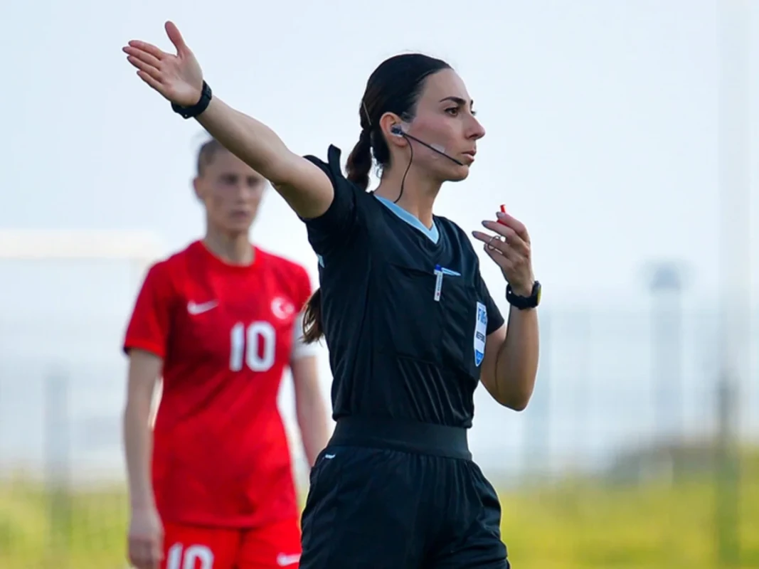Fəridə Lütfəliyeva UEFA-dan 3 təyinat alıb