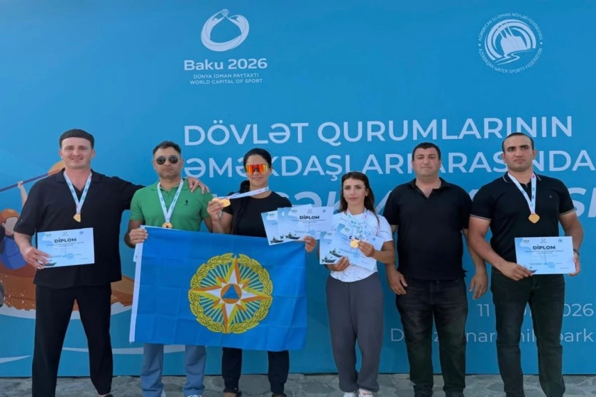 FHN əməkdaşları avarçəkmə yarışında qızıl medal qazanıblar