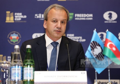 FIDE prezidenti: "Əminəm ki, Bakıdakı turniri izləyənlər zövq alacaqlar"