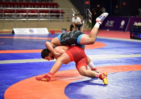 Güləş üzrə Azərbaycan çempionatında növbəti mükafatçılar müəyyənləşib