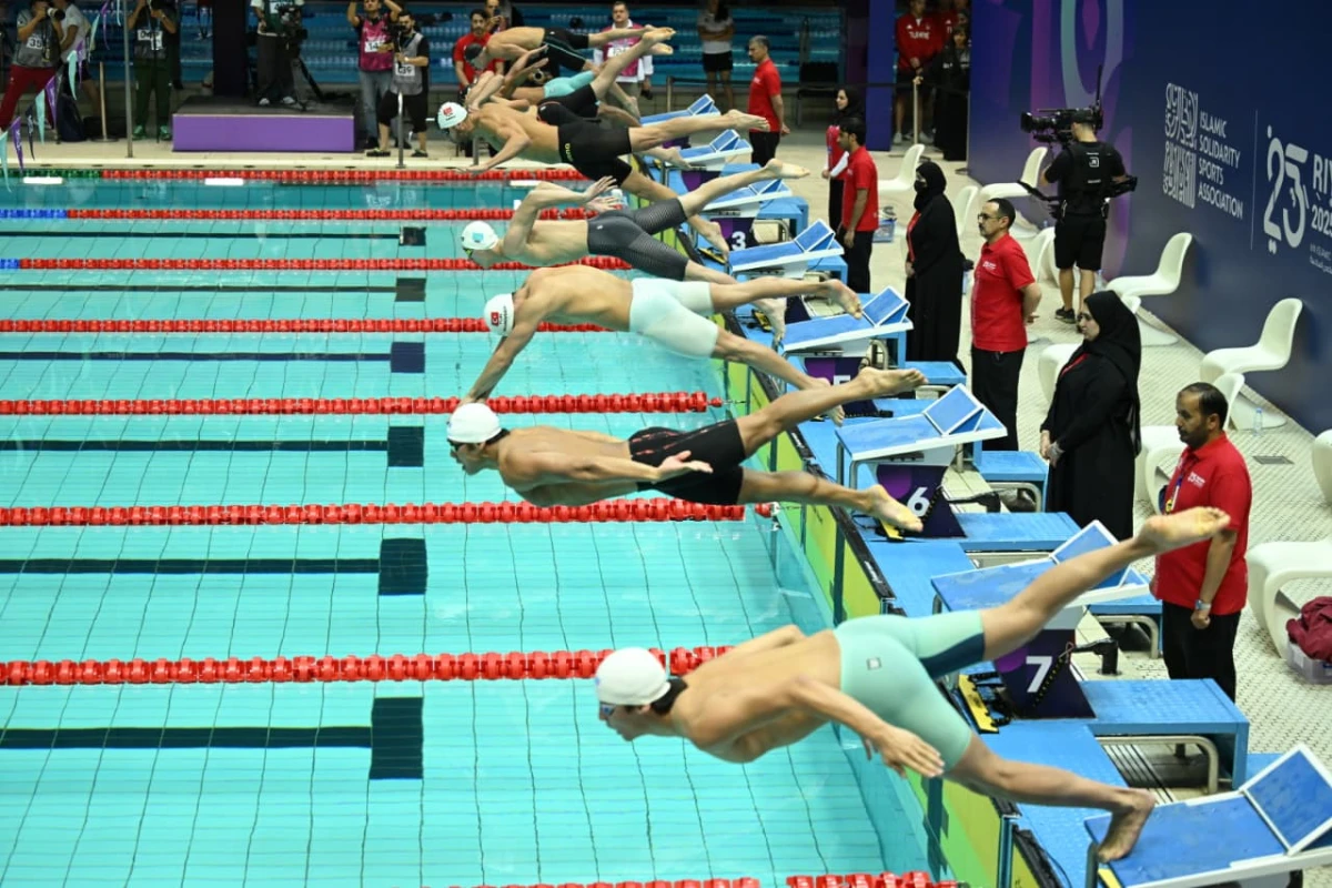 İslamiada: Üzgüçümüz gümüş medal qazandı