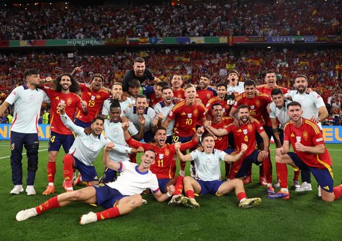 İspaniya millisi Avropa çempionatlarının tarixinə düşüb