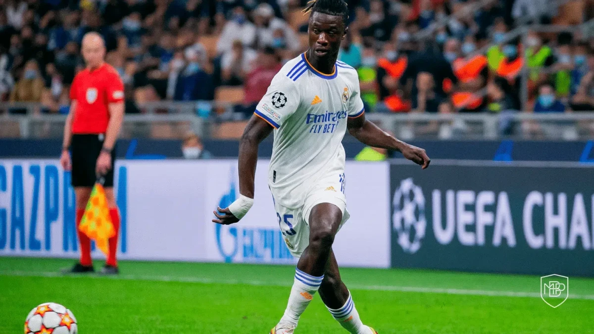 Kamavinqa Bundesliqa yolunda