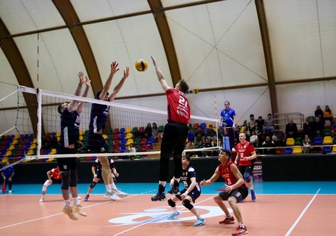 Kişi voleybolçular arasında Azərbaycan Yüksək Liqasında X tura yekun vurulub