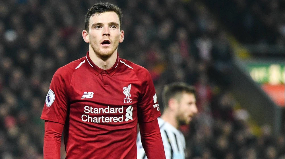 “Liverpul”un müdafiəçisi ölkəsinə qayıda bilər