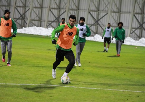 Mahir Emreli "Fənərbağça" ilə oyunda iştirak etməyəcək