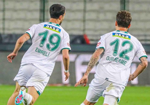 Mahir Emreli Türkiyədə ilk qolunu vurub, "Konyaspor" uduzub