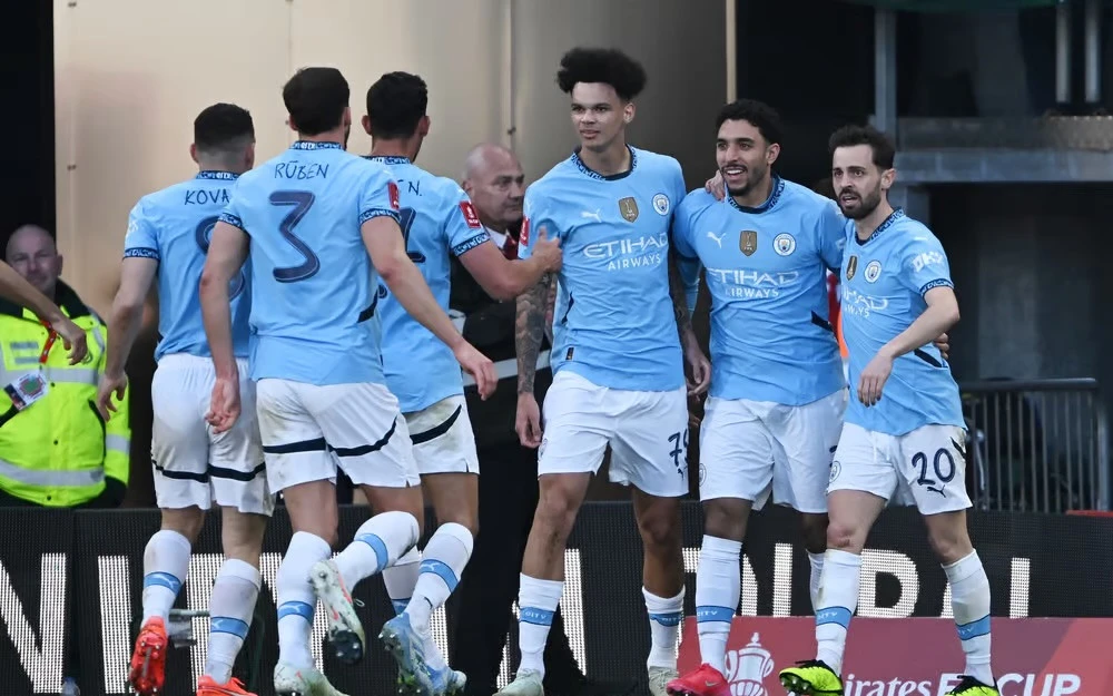 “Mançester Siti” və “Aston Villa” yarımfinalda