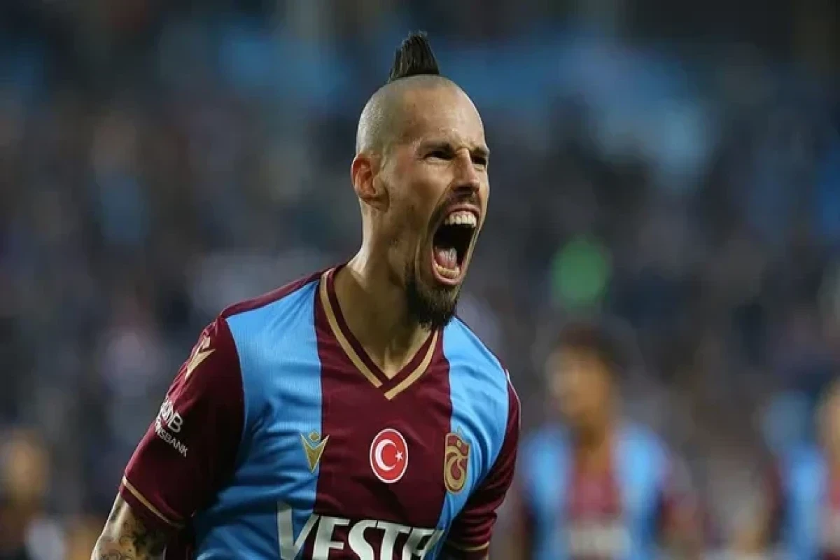 Marek Hamşik karyerasını bitirəcək