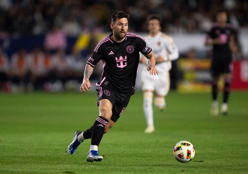 Messi ölkə çempionatlarında 500-cü qolunu vurub