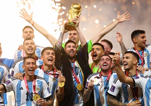 Messi və Di Mariya 84 illik uğuru təkrarlayıblar