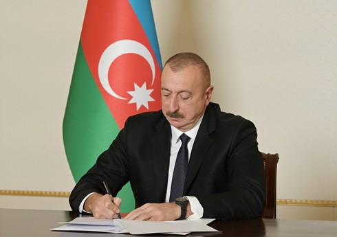 MOK Prezidenti Paris olimpiadasının qaliblərini mükafatlandırıb