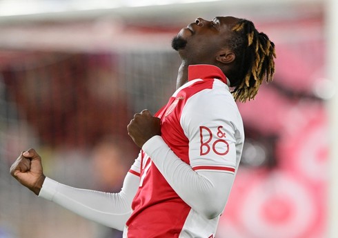 "Monako"nun futbolçusu Mbappenin rekordunu qırıb