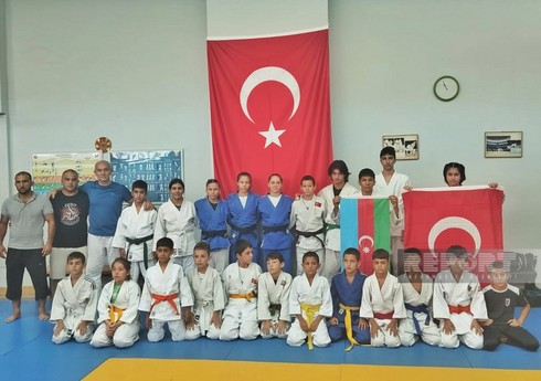 Naxçıvan cüdoçuları Türkiyədəki turnirdə 2 qızıl, 4 gümüş medal qazanıblar