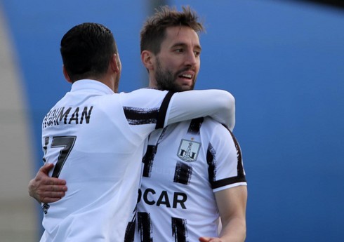 “Neftçi”nin yarımmüdafiəçisi XXI əsrdə ən azı iki fərqli klubun heyətində het-trik edən 10-cu futbolçu olub