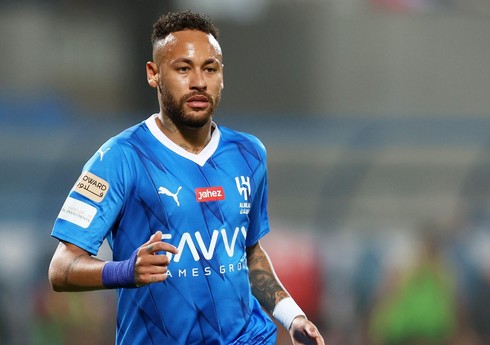 Neymar zədəsini sağaldaraq məşqləri bərpa edib
