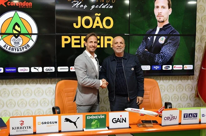 Pereyra yenidən Türkiyədə - "Alanyaspor"u çalışdıracaq